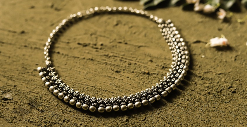धरा ✽ Antique Finish White Metal ✽ Necklace { 40 }